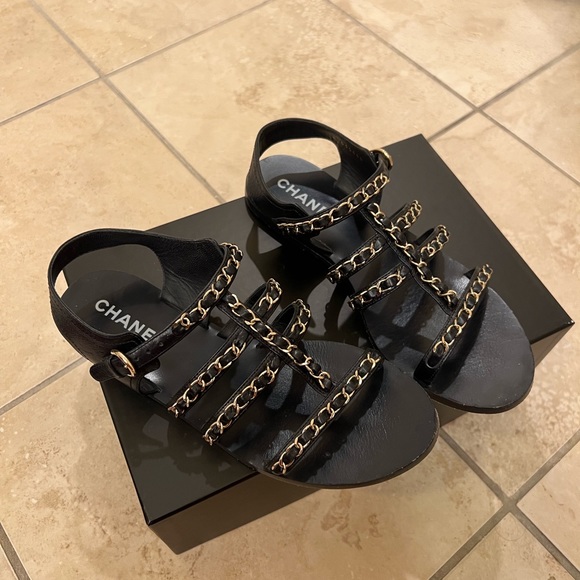 Chanel Chain Flat Sandals - Picture 8 of 11